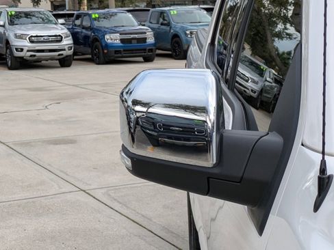 Used 2017 Ford F150 Lariat image 10