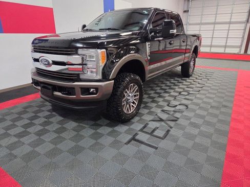 Used 2018 Ford F250 King Ranch w/ King Ranch Ultimate Package image 3