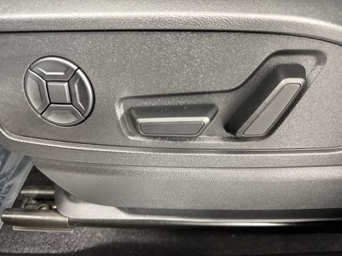 Used 2025 Audi Q5 Premium Plus w/ Premium Plus AWD/4WD image 21