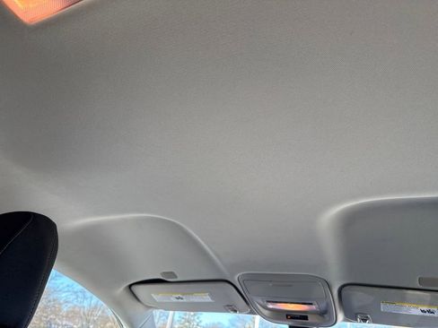 Used 2019 Chevrolet Colorado LT image 11