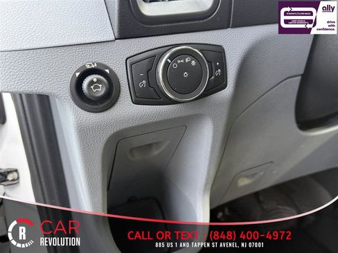 Used 2019 Ford Transit 150 XLT image 26