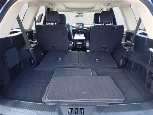 Used 2023 Lincoln Aviator Reserve image 8