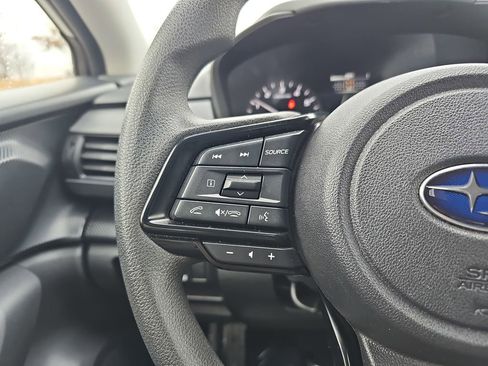 Used 2024 Subaru Crosstrek 2.0i w/ Crosstrek Mirror Package image 18