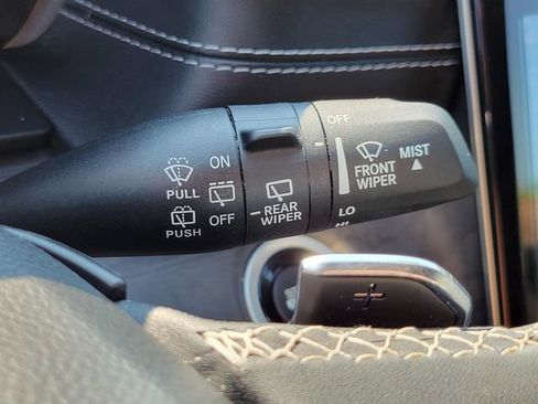 Used 2023 Jeep Grand Cherokee L Limited w/ Luxury Tech Group II AWD/4WD image 19