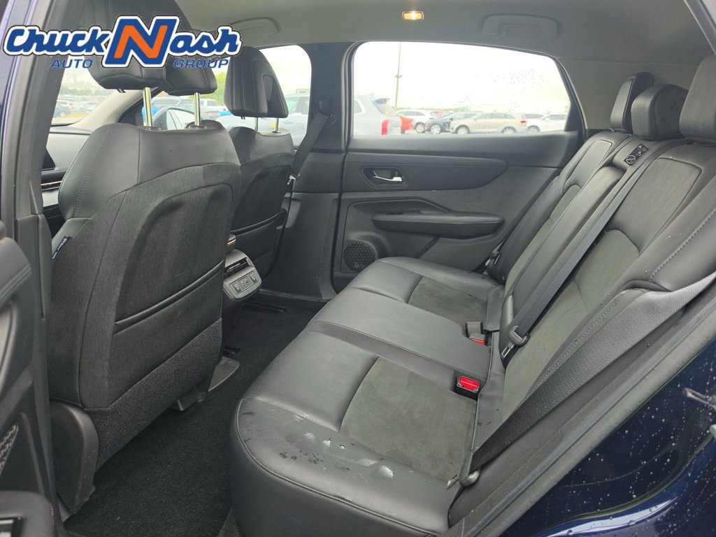 Used 2024 Nissan Ariya AWD image 8
