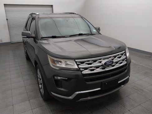 Used 2018 Ford Explorer Limited FWD image 14