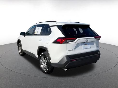 Used 2025 Toyota RAV4 XLE image 11