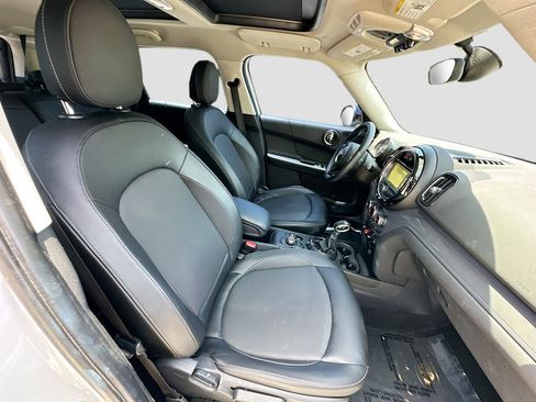 Used 2017 MINI Cooper Countryman FWD image 25