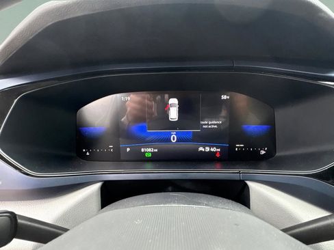 Used 2022 Volkswagen Taos SE FWD image 21