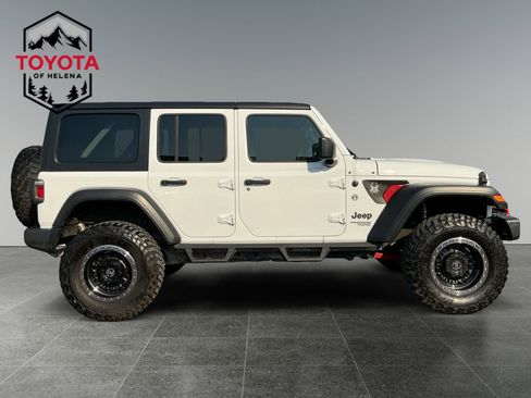 Used 2021 Jeep Wrangler Unlimited Sport image 6