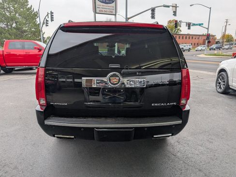 Used 2014 Cadillac Escalade Platinum image 6