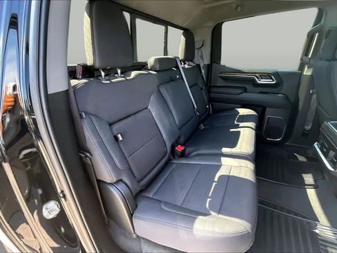 Used 2024 GMC Sierra 1500 Elevation w/ Preferred Package AWD/4WD image 19
