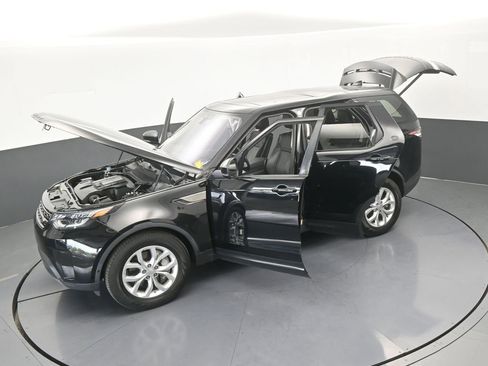 Used 2020 Land Rover Discovery SE image 62