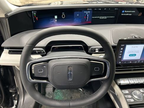 New 2026 Lincoln Nautilus Reserve w/ Jet Appearance Package image 14