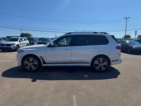 Used 2021 BMW X7 xDrive40i w/ M Sport Package AWD/4WD image 8