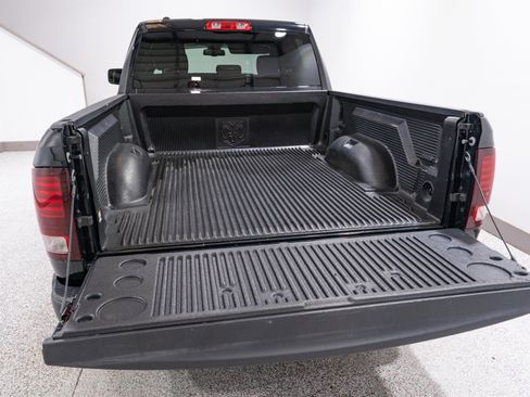 Used 2022 RAM 1500 Warlock AWD/4WD image 10