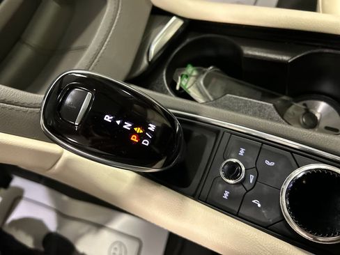 Used 2021 Cadillac XT6 Premium Luxury image 20