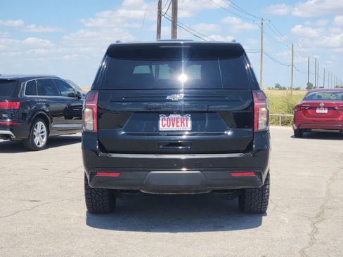 Used 2023 Chevrolet Suburban Z71 w/ Luxury Package AWD/4WD image 6