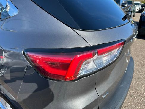 Certified 2022 Ford Escape SE image 33