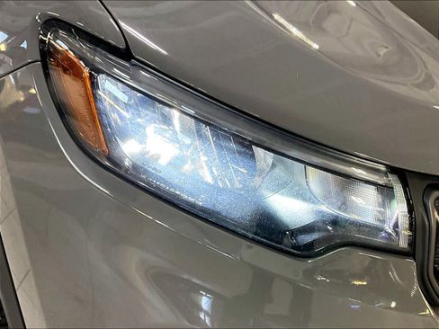 Used 2022 Jeep Compass Trailhawk image 32