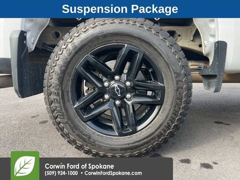 Used 2022 Chevrolet Silverado 1500 Custom Trail Boss image 9