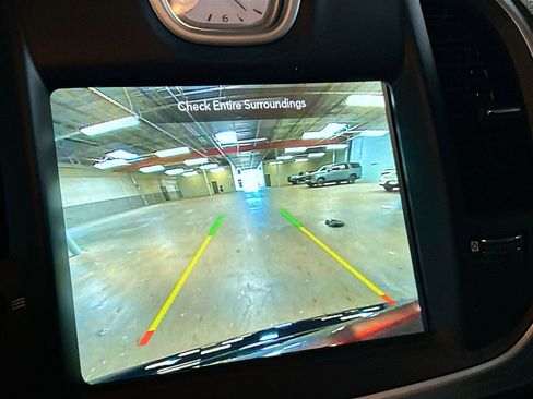 Used 2023 Chrysler 300 Touring w/ Sport Appearance Package image 13