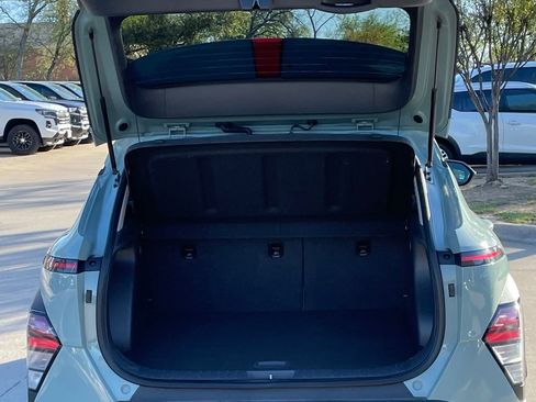 Used 2025 Hyundai Kona SEL image 24