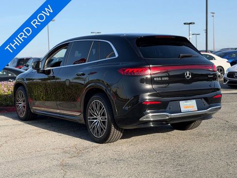 Used 2023 Mercedes-Benz EQS 580 4MATIC SUV image 10