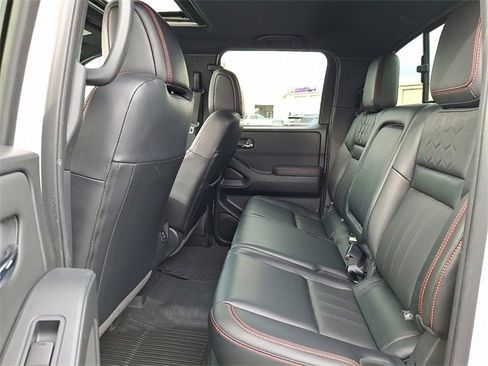 Used 2023 Nissan Frontier PRO-4X w/ Pro-4X Premium Package image 10