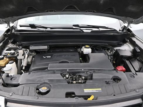 Used 2017 Nissan Pathfinder SL w/ SL Premium Package AWD/4WD image 33