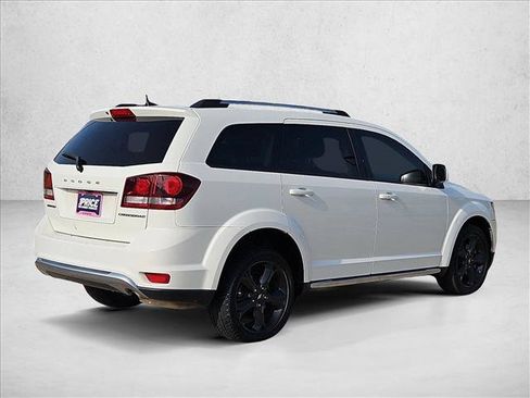 Used 2019 Dodge Journey Crossroad FWD image 5
