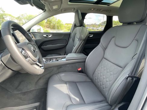 Certified 2026 Volvo XC60 B5 Plus w/ Protection Package Premier AWD/4WD image 20
