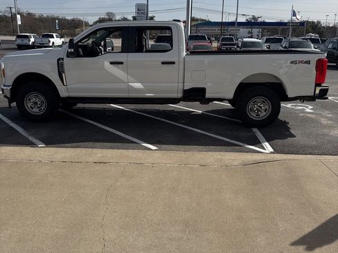 Used 2024 Ford F350 XL w/ XL Chrome Package image 6
