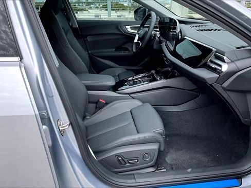 Used 2025 Audi A5 2.0T Premium Plus image 9