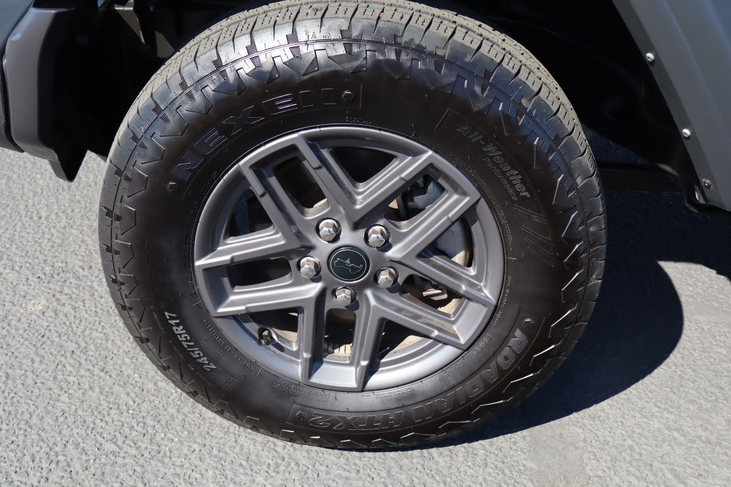 Used 2025 Jeep Wrangler Unlimited Sport AWD/4WD image 14
