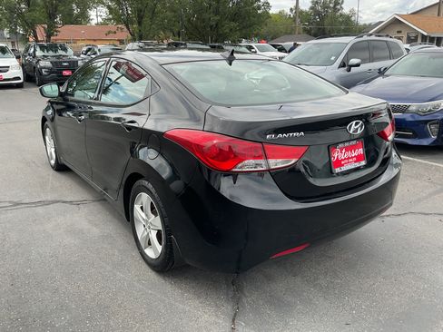 Used 2013 Hyundai Elantra GLS w/ Preferred Pkg FWD image 7