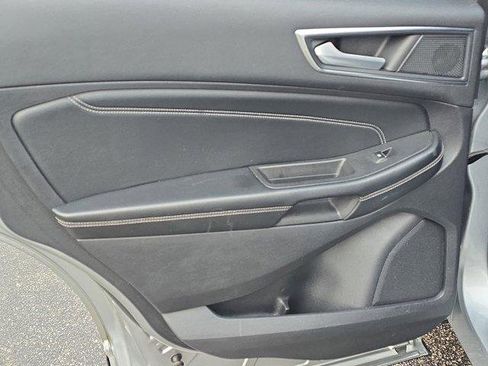 Used 2022 Ford Edge Titanium w/ Equipment Group 301A image 11