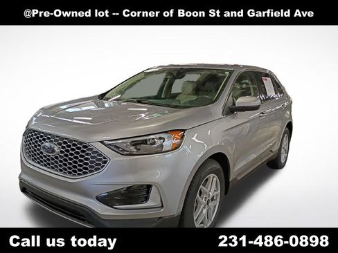 Used 2024 Ford Edge SEL AWD/4WD image 1