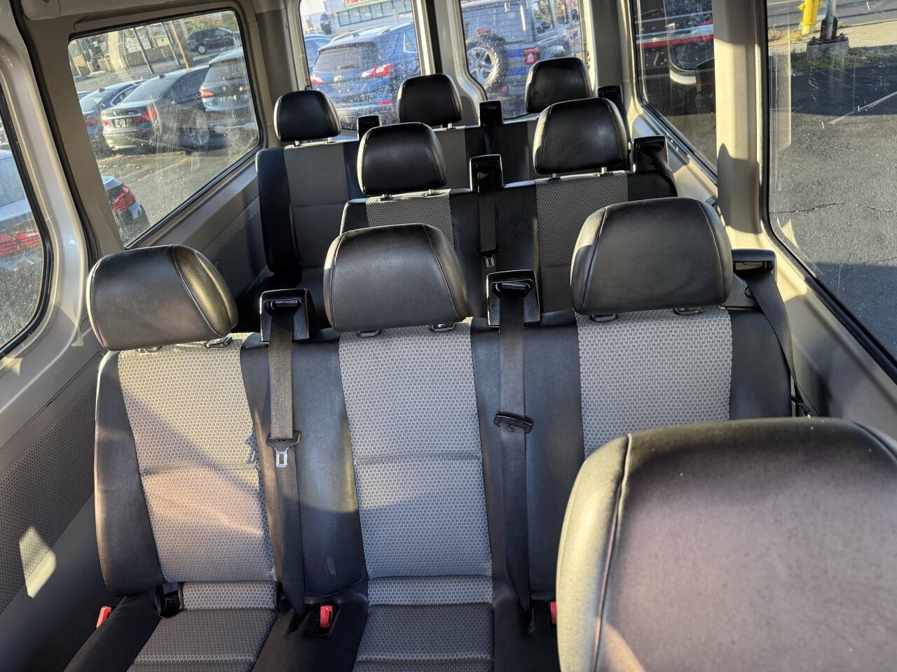 Used 2007 Dodge Sprinter 2500 w/ Cooling Group RWD image 12