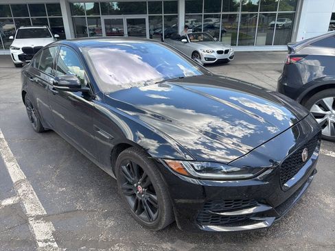 Used 2020 Jaguar XE S AWD/4WD image 2