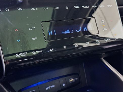 Certified 2022 Hyundai Tucson Limited image 16