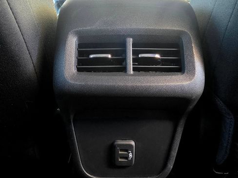 Used 2021 GMC Terrain SLE FWD image 52