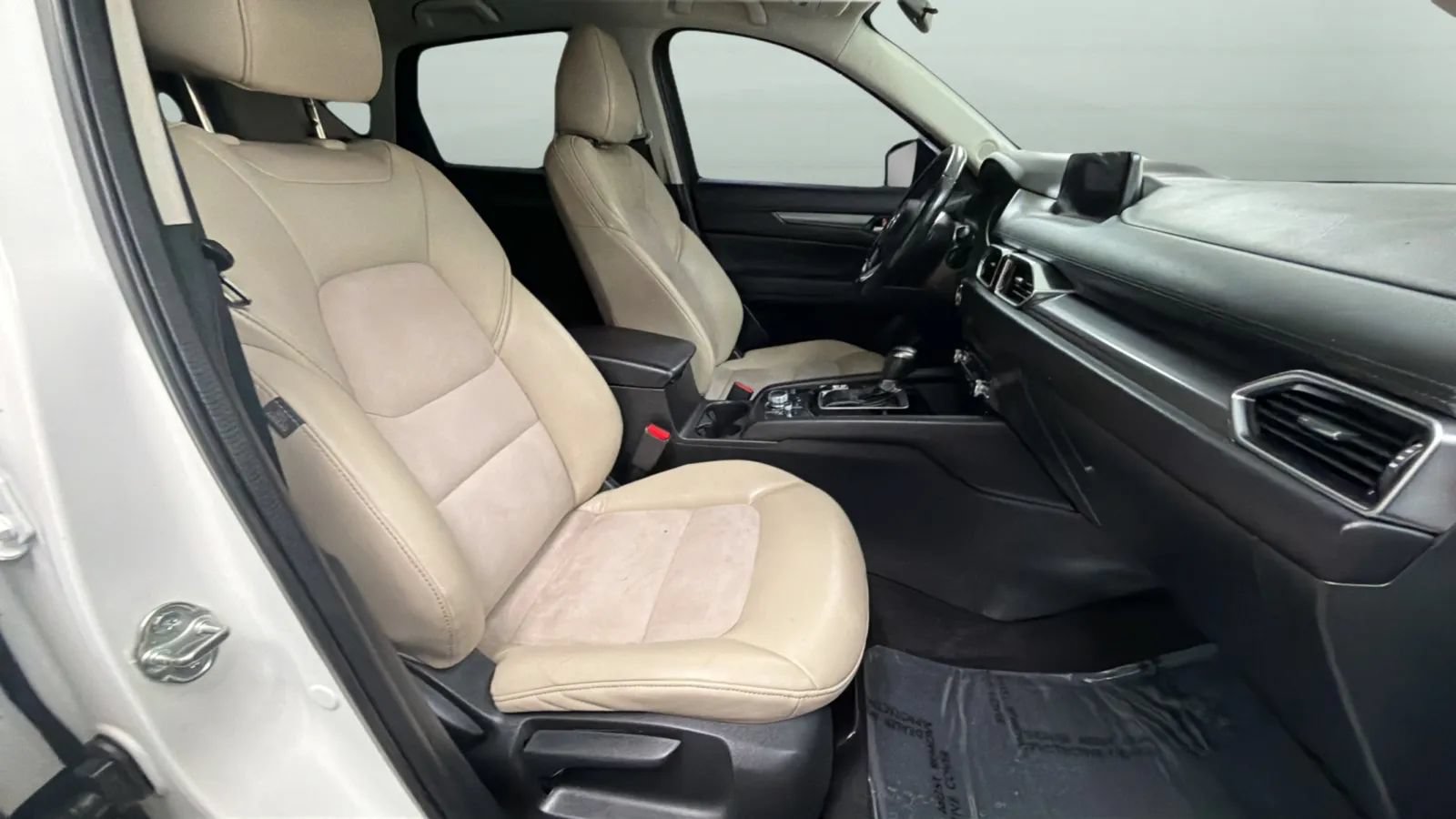 Used 2019 MAZDA CX-5 Touring FWD image 20