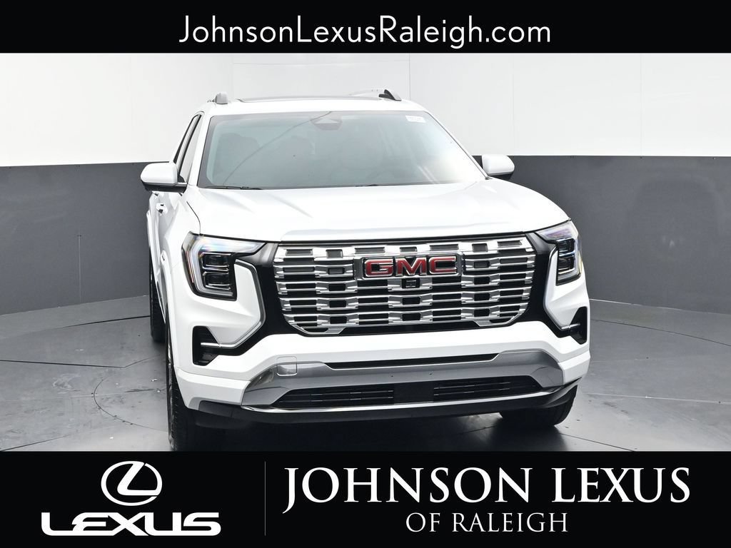 Used 2026 GMC Terrain Denali w/ LPO, Floor Liner Package AWD/4WD image 4