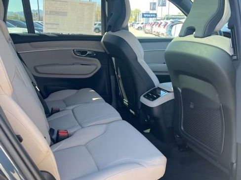 New 2026 Volvo XC90 B6 Plus w/ Protection Package Premier image 29