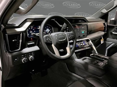 New 2026 GMC Sierra 2500 Denali w/ Denali Reserve Package image 9