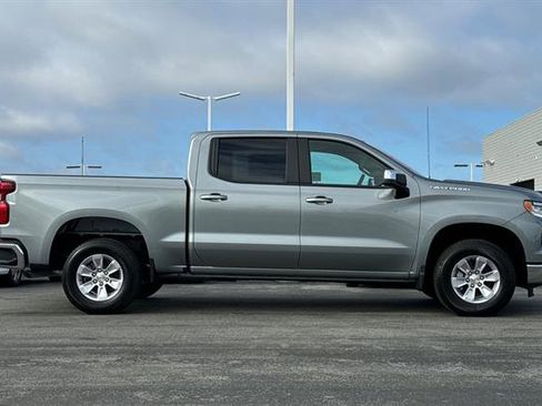 New 2026 Chevrolet Silverado 1500 LT image 3