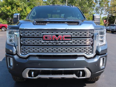 Used 2020 GMC Sierra 3500 Denali image 9