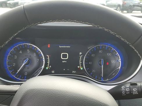 New 2026 Chrysler Pacifica Limited w/ S Appearance Package image 13