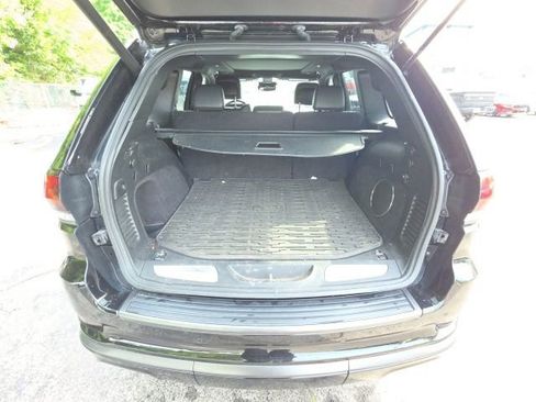 Used 2021 Jeep Grand Cherokee High Altitude AWD/4WD image 32